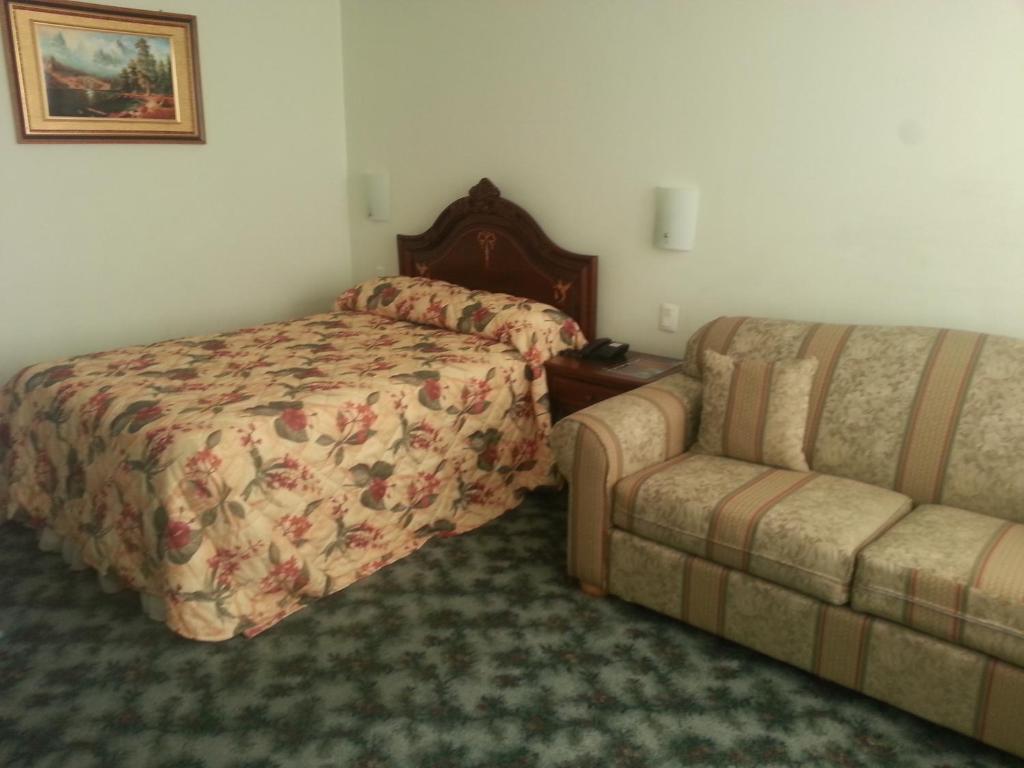 Hotel Eden By Bluebay Oruro Room photo